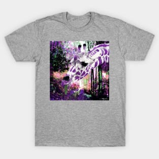 GIRAFFE ENCOUNTER IN PURPLE VIOLET AND WHITE T-Shirt